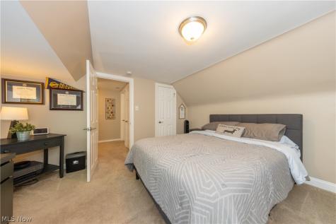 18707 Scottsdale Boulevard Shaker Heights OH 44122