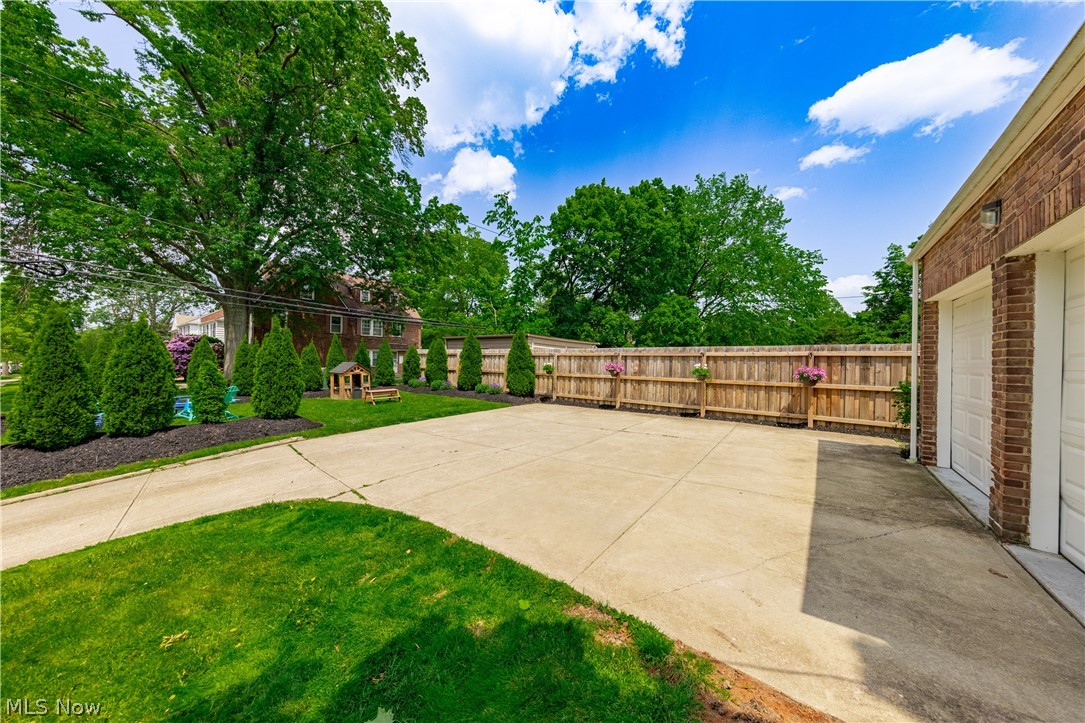 18707 Scottsdale Boulevard Shaker Heights OH 44122