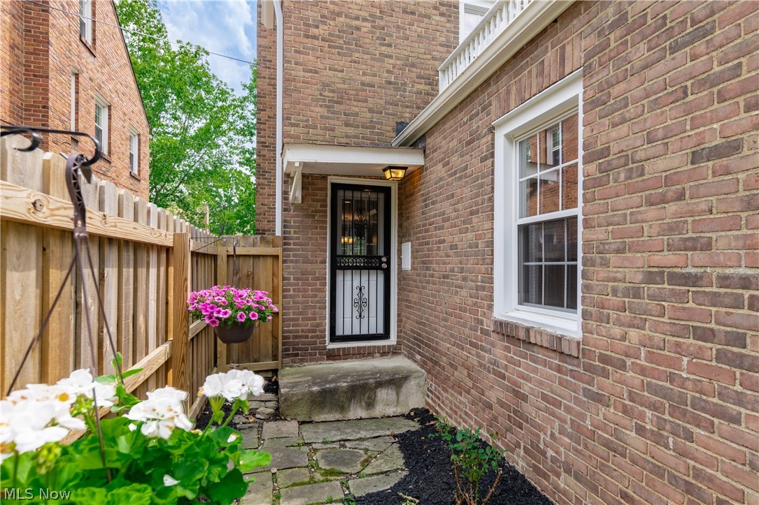 18707 Scottsdale Boulevard Shaker Heights OH 44122