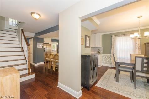 18707 Scottsdale Boulevard Shaker Heights OH 44122