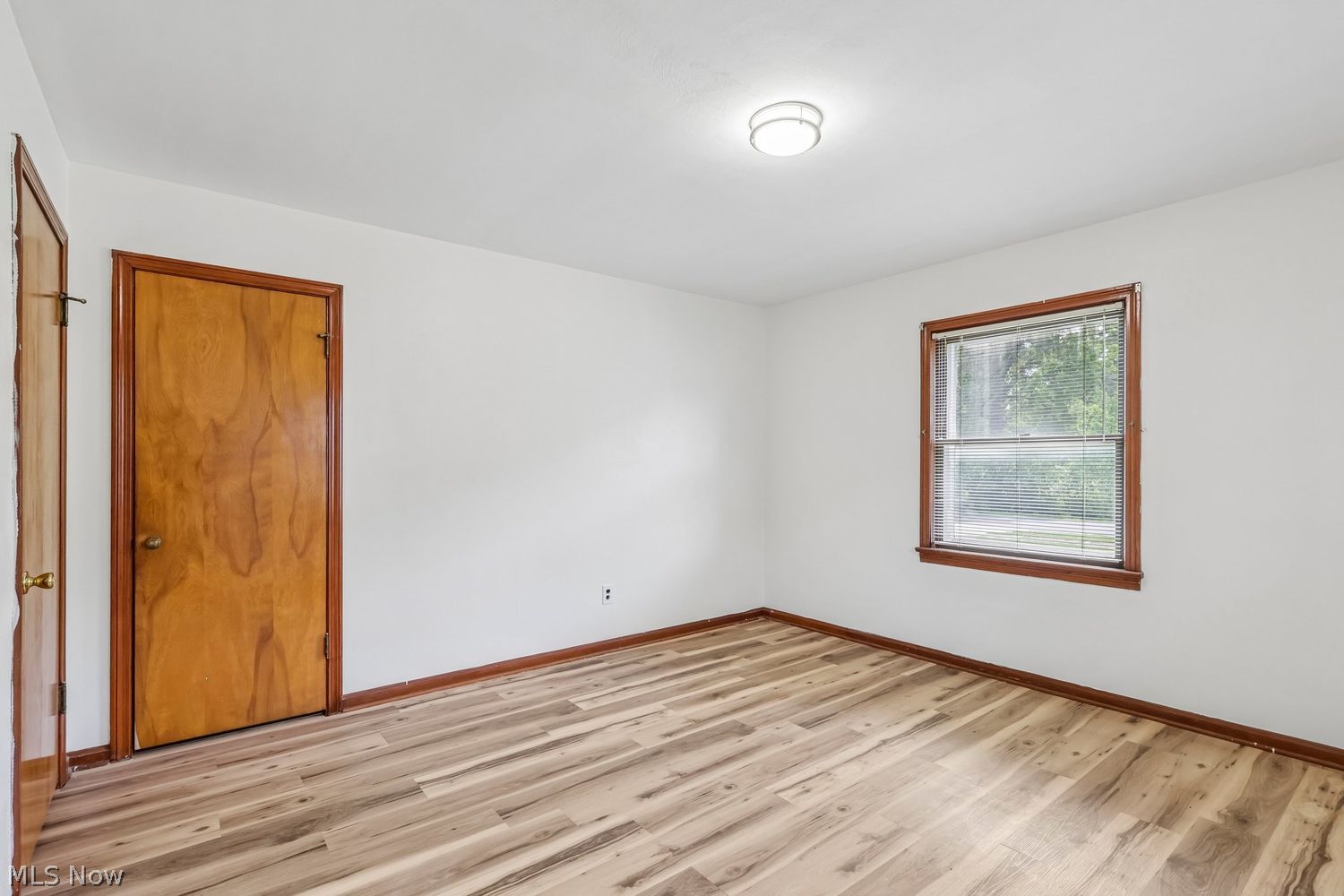 1743 E 36th Street Lorain OH 44055