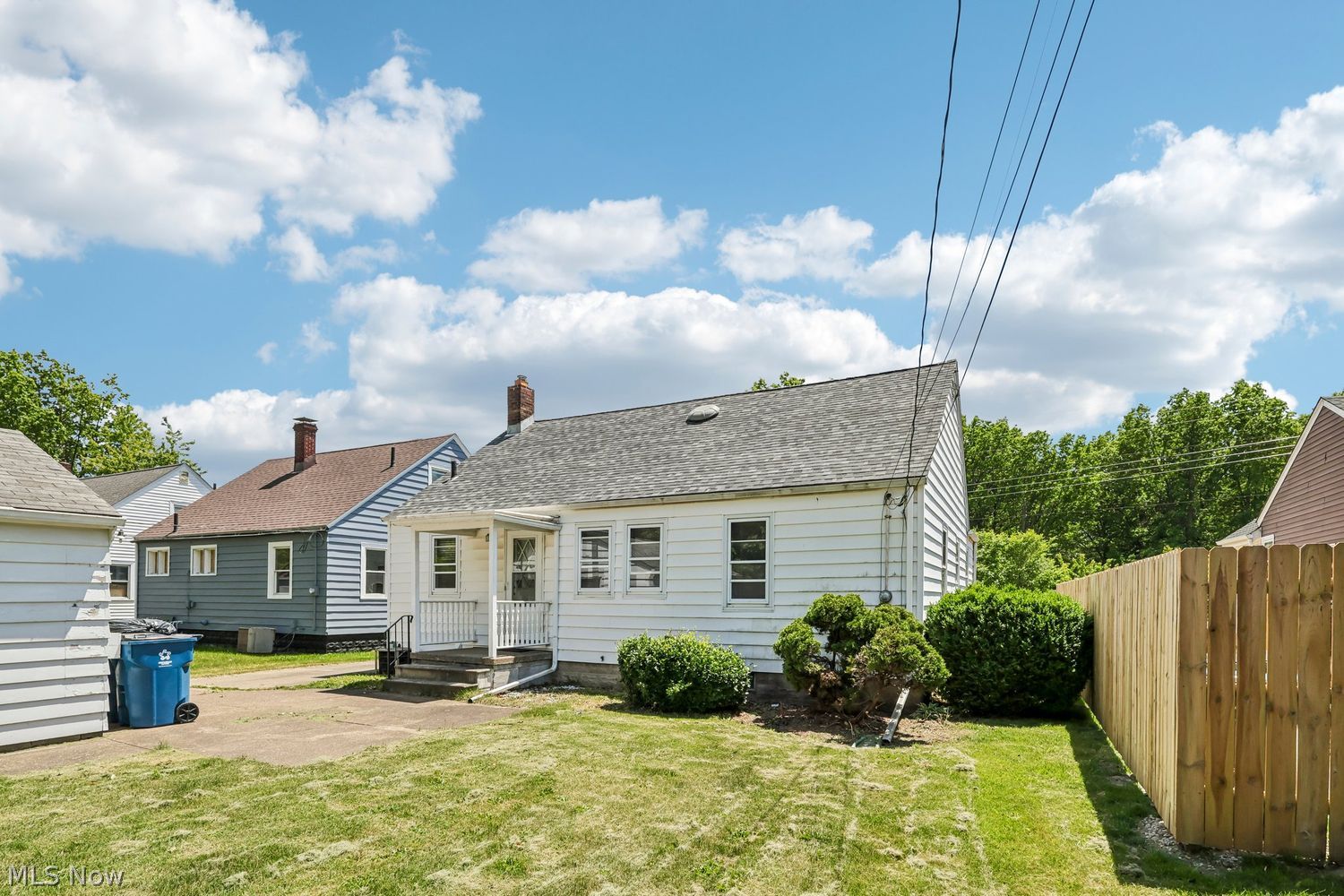 1743 E 36th Street Lorain OH 44055