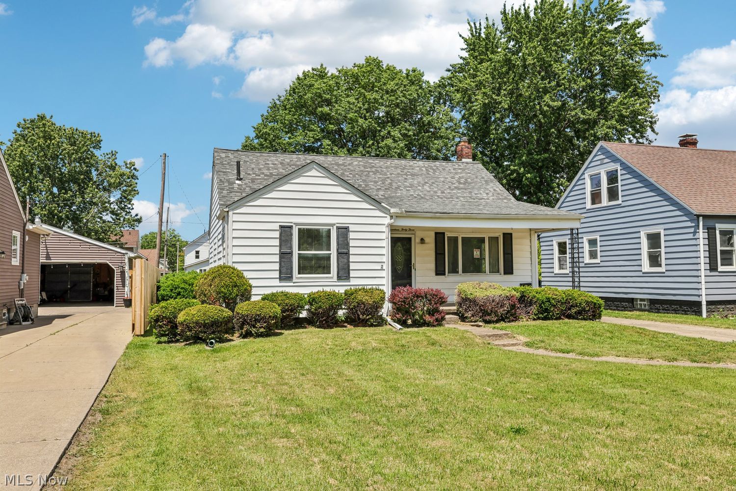1743 E 36th Street Lorain OH 44055