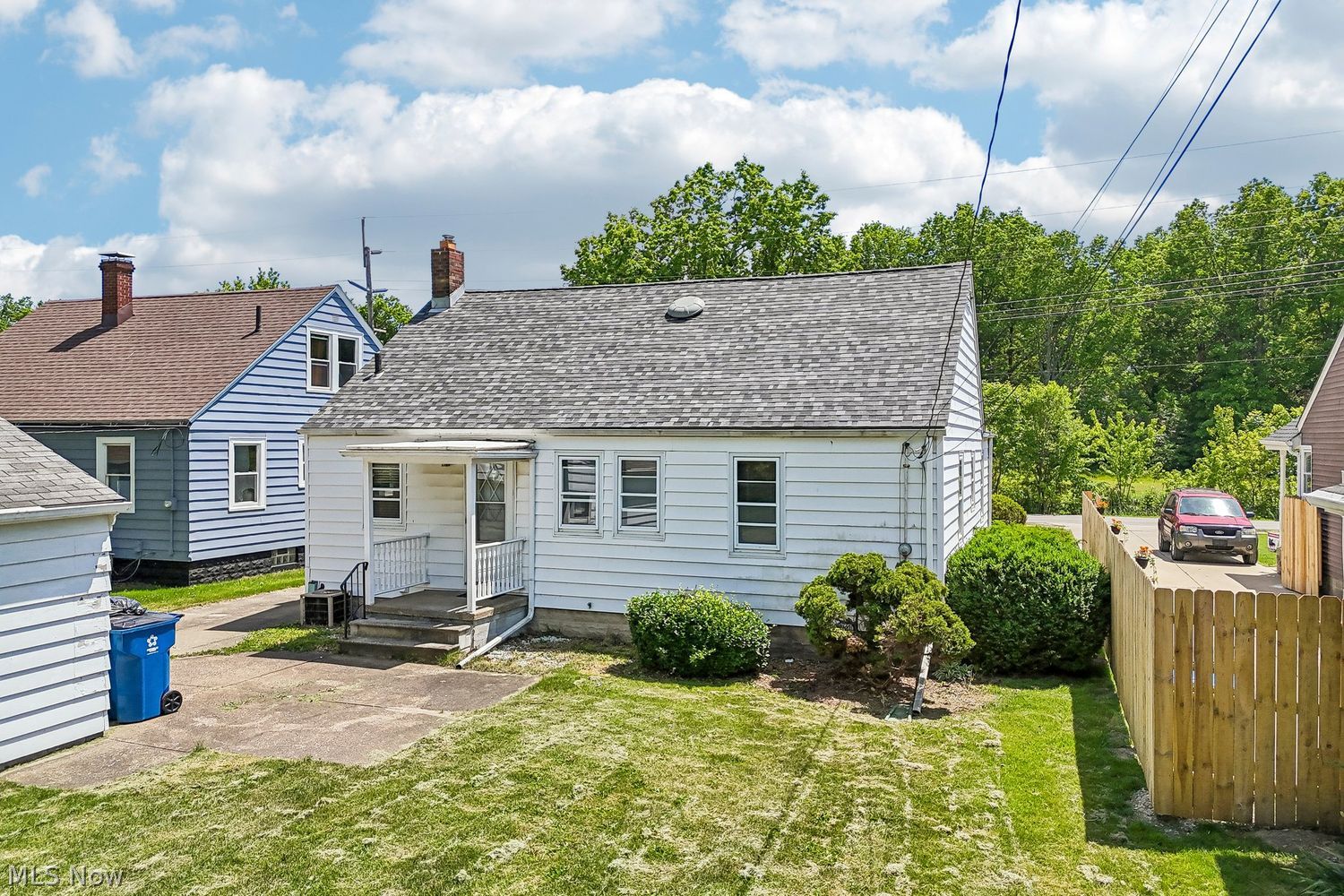 1743 E 36th Street Lorain OH 44055