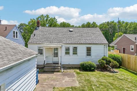 1743 E 36th Street Lorain OH 44055