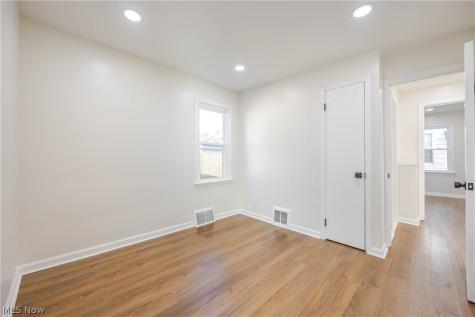 14705 Brunswick Avenue Maple Heights OH 44137