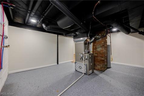 14705 Brunswick Avenue Maple Heights OH 44137