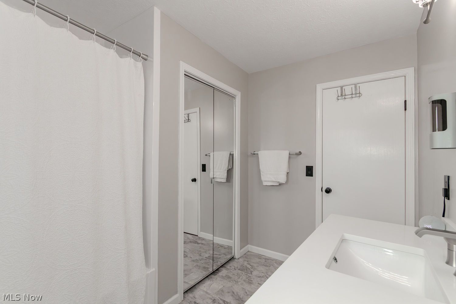 3543 Lynnfield Road Shaker Heights OH 44122