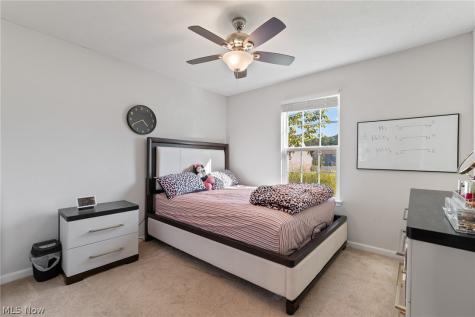 2049 W Woodland Drive Akron OH 44313