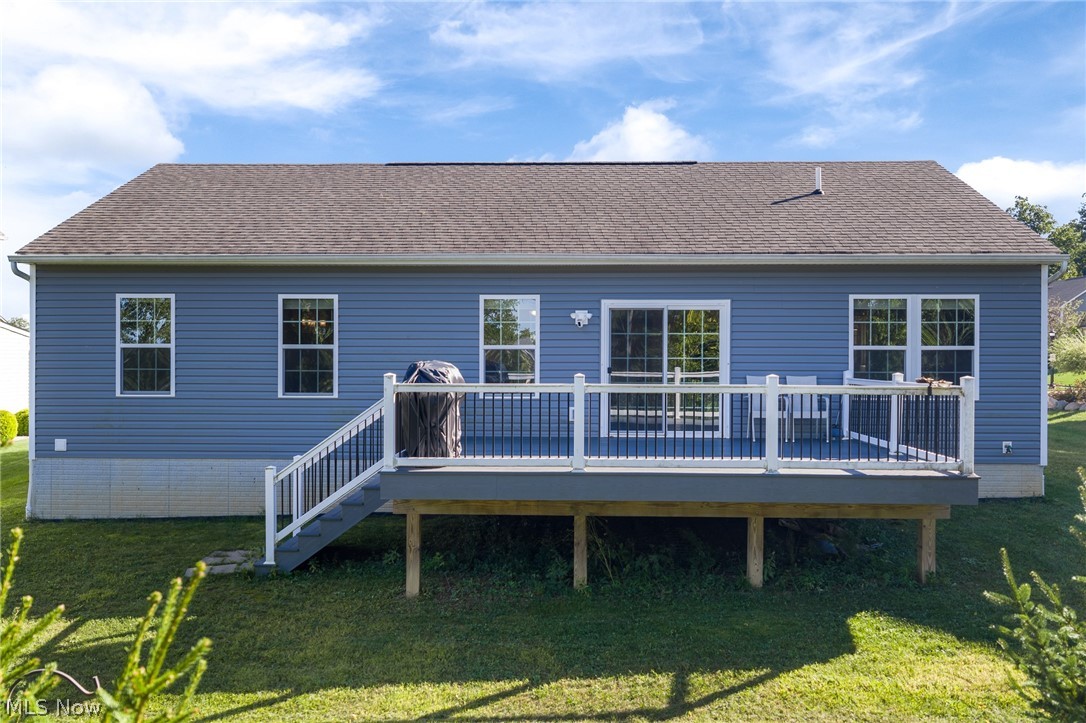 2049 W Woodland Drive Akron OH 44313