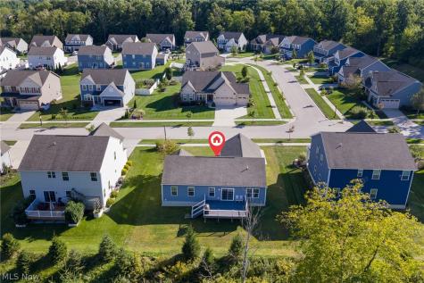 2049 W Woodland Drive Akron OH 44313