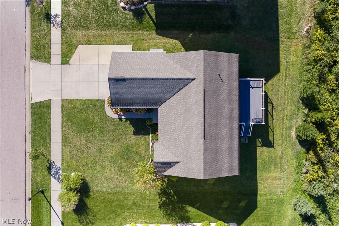 2049 W Woodland Drive Akron OH 44313