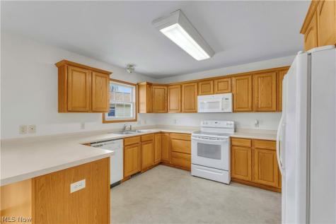 2122 Normandy Drive Wooster OH 44691