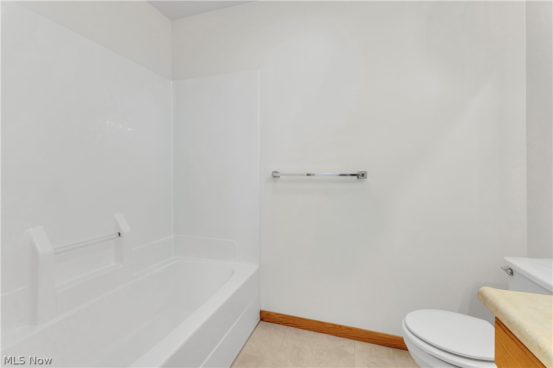 2122 Normandy Drive Wooster OH 44691