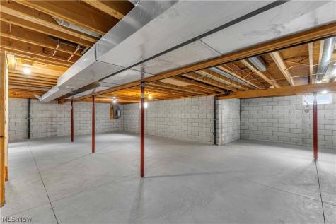 2122 Normandy Drive Wooster OH 44691
