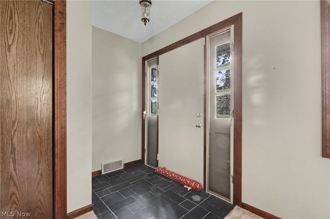 51117 Hadley Road East Palestine OH 44413