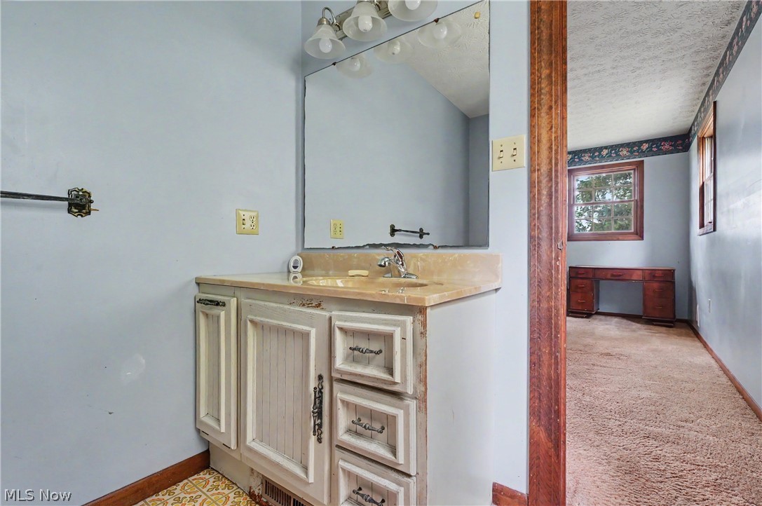 51117 Hadley Road East Palestine OH 44413