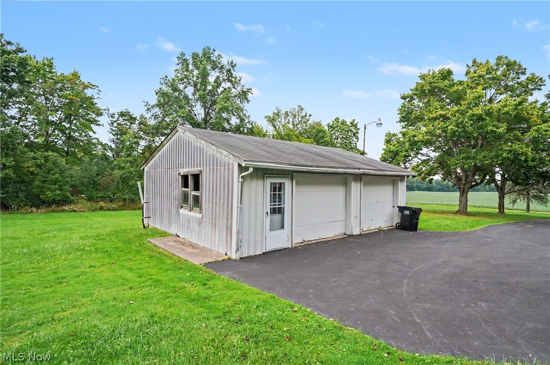 51117 Hadley Road East Palestine OH 44413