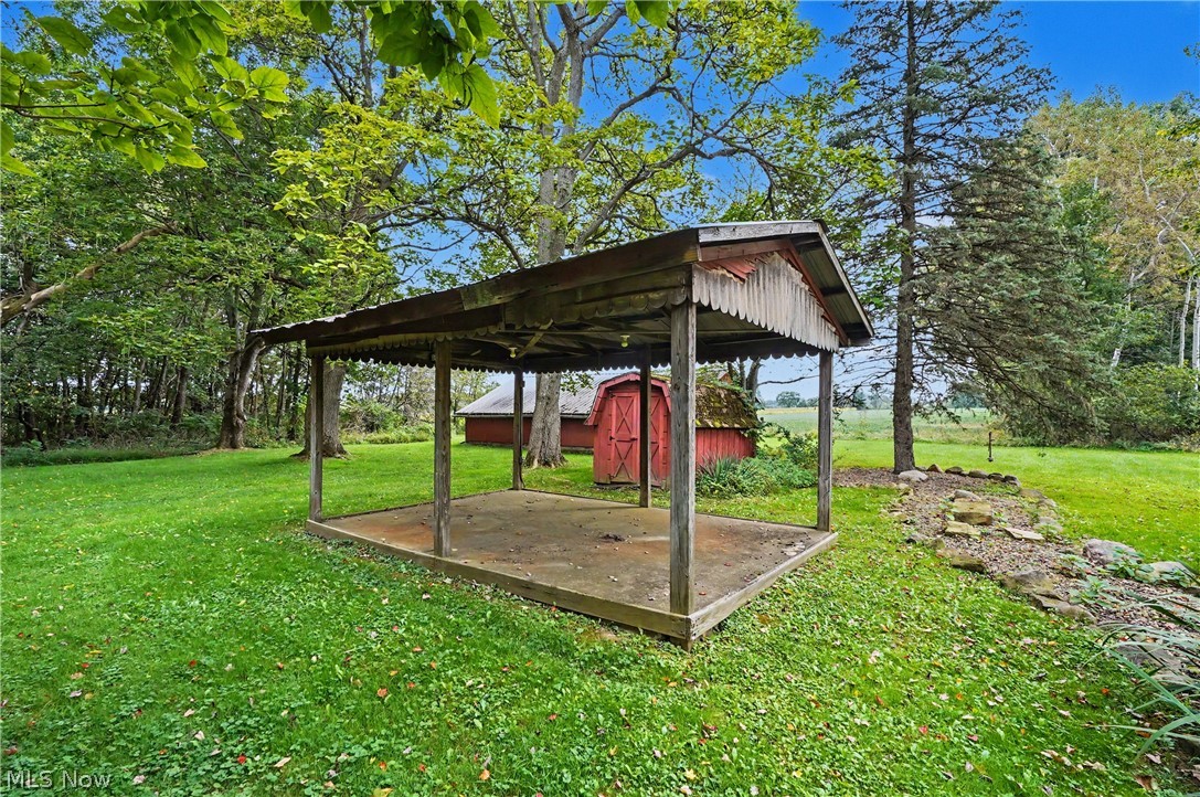 51117 Hadley Road East Palestine OH 44413