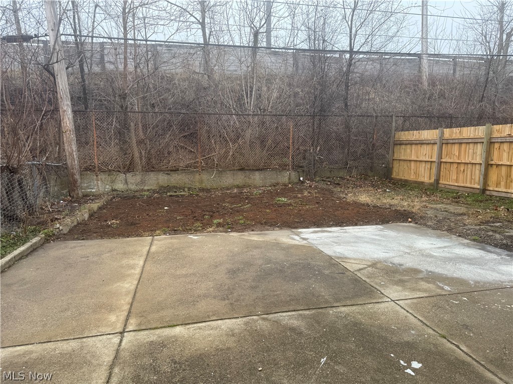 1015 E 131st Street East Cleveland OH 44108
