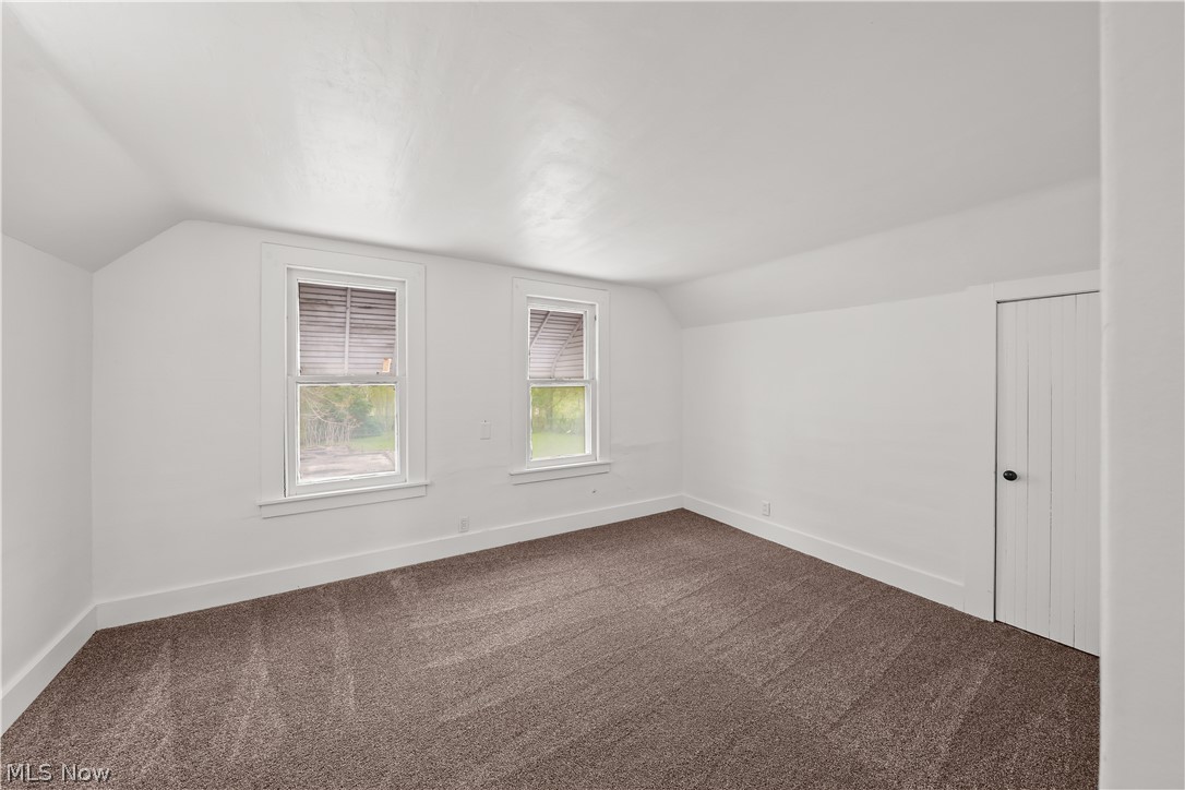 642 Parkman Road NW Warren OH 44485