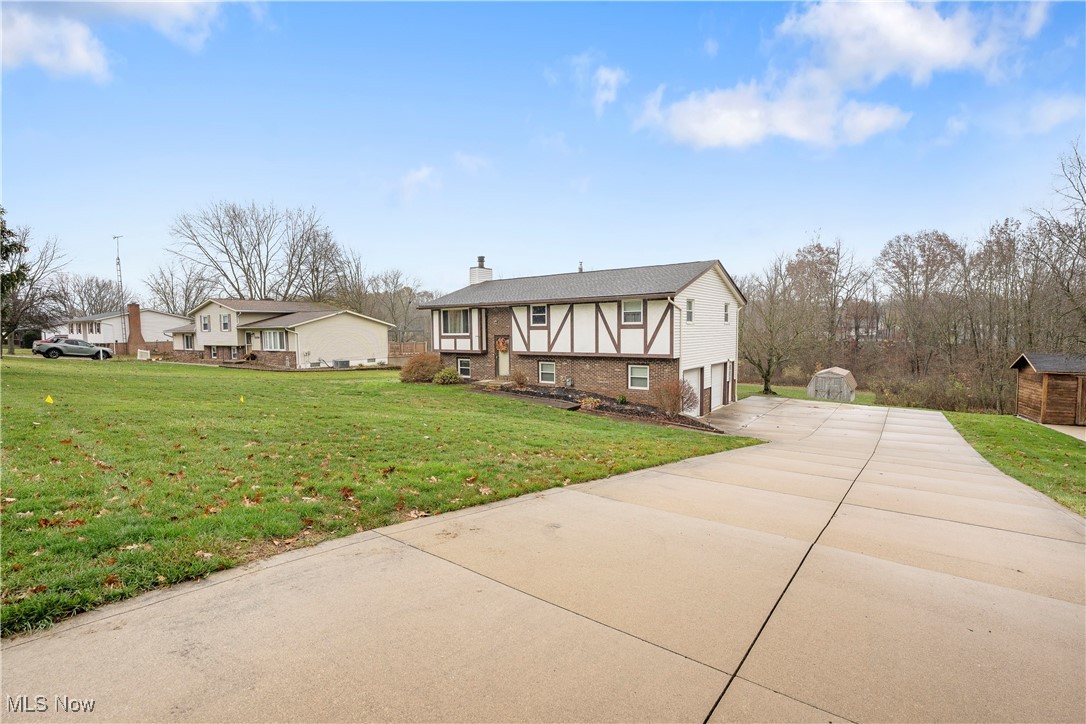 12046 Lockage Road NW Canal Fulton OH 44614