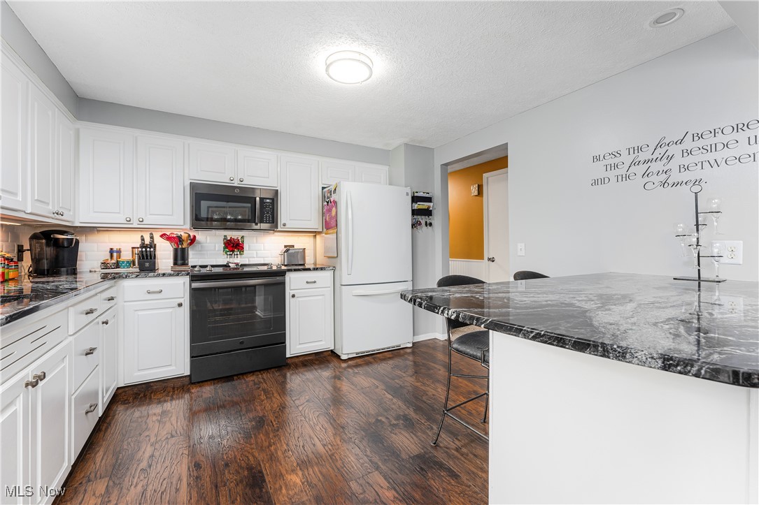 12046 Lockage Road NW Canal Fulton OH 44614