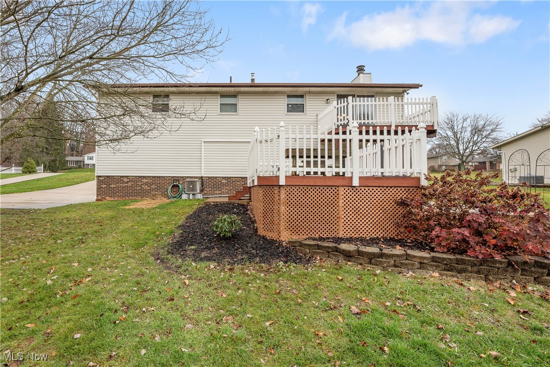 12046 Lockage Road NW Canal Fulton OH 44614