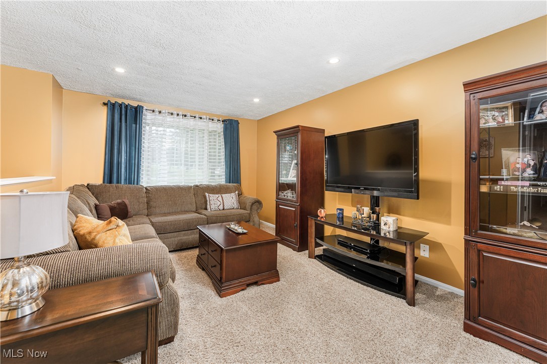 12046 Lockage Road NW Canal Fulton OH 44614