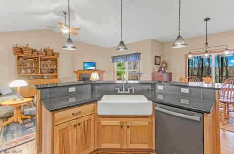 4293 Legend Road NW Minerva OH 44657