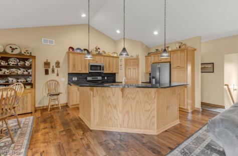 4293 Legend Road NW Minerva OH 44657
