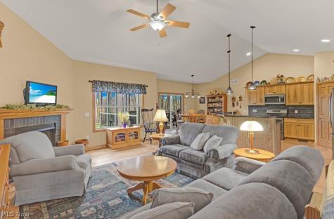 4293 Legend Road NW Minerva OH 44657