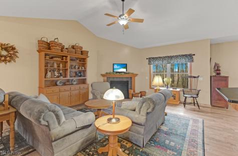 4293 Legend Road NW Minerva OH 44657