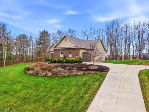 4293 Legend Road NW Minerva OH 44657