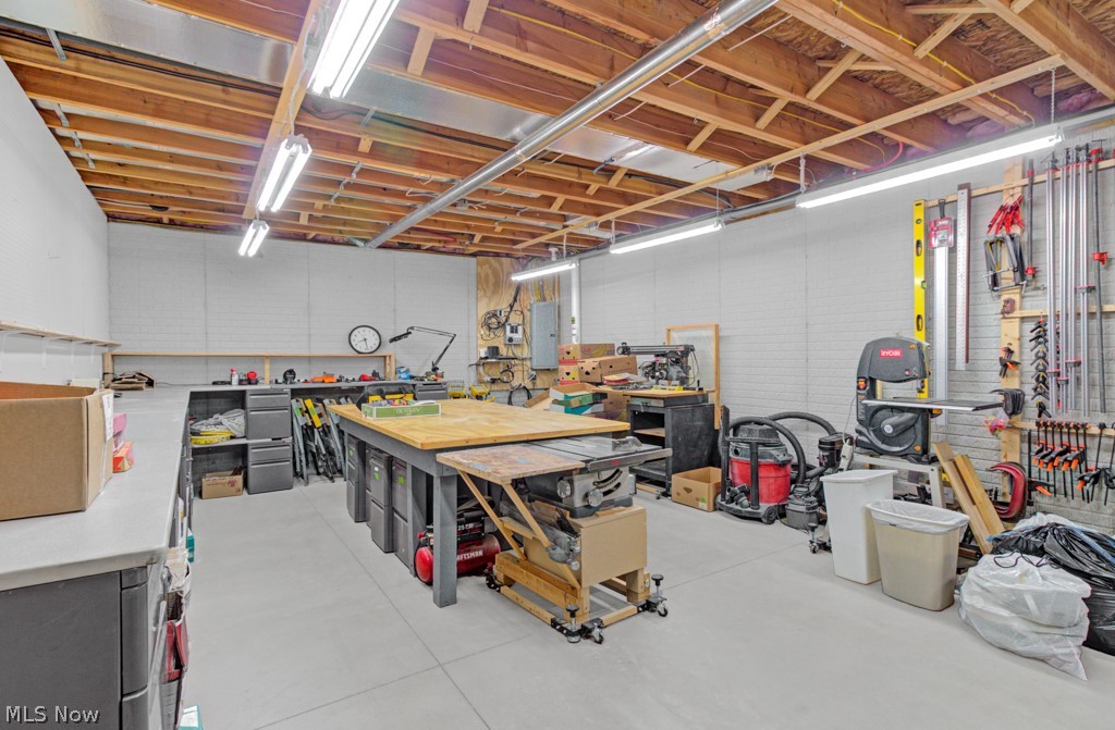 4293 Legend Road NW Minerva OH 44657