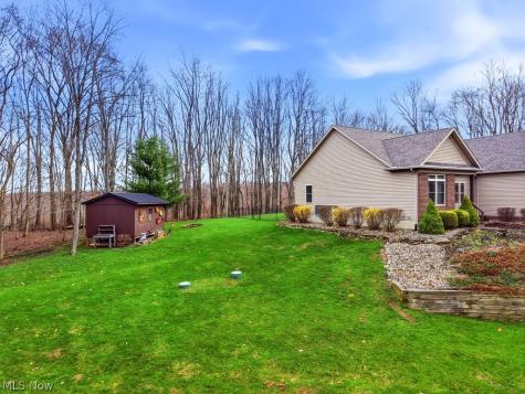 4293 Legend Road NW Minerva OH 44657