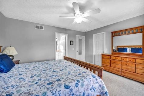 1174 Brittany Boulevard Akron OH 44312