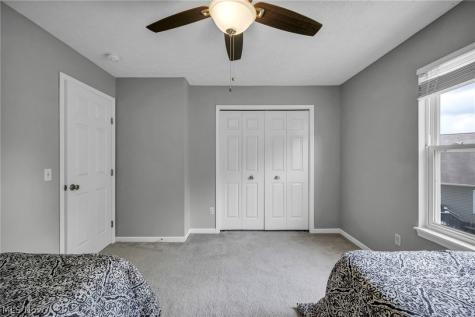 1174 Brittany Boulevard Akron OH 44312