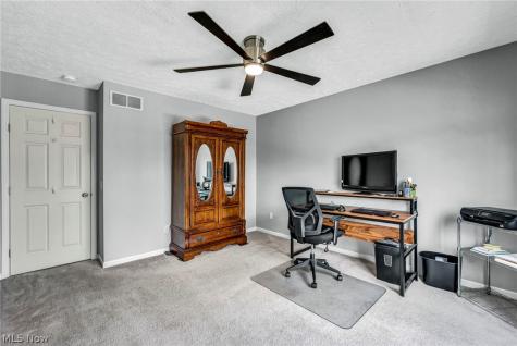 1174 Brittany Boulevard Akron OH 44312