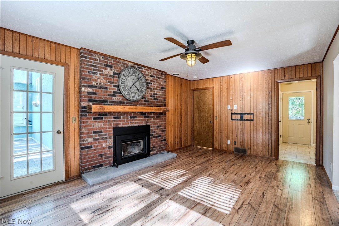 10027 Peachtree Drive Strongsville OH 44149