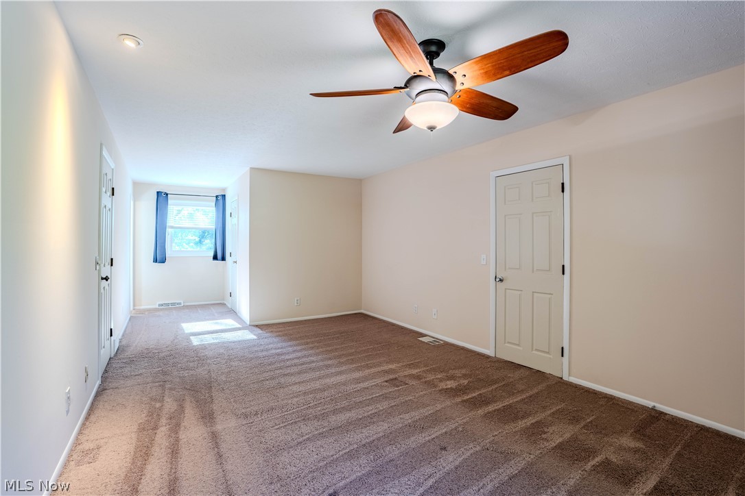 10027 Peachtree Drive Strongsville OH 44149