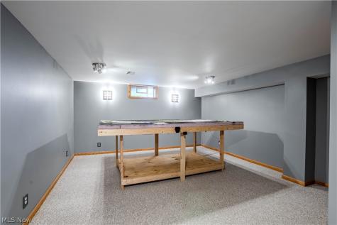 10027 Peachtree Drive Strongsville OH 44149