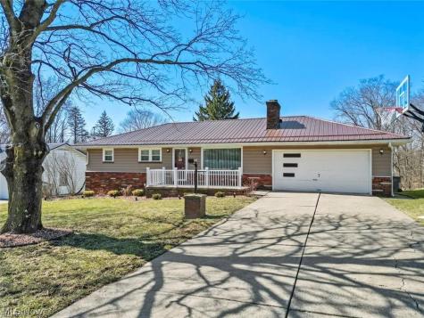 364 S Bon Air Avenue Youngstown OH 44509