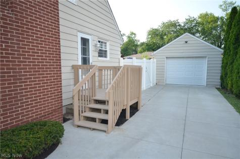 2527 Carson Road Fairlawn OH 44333