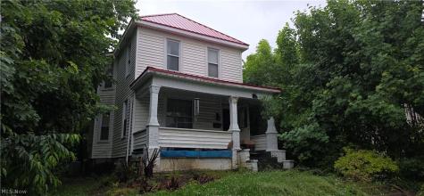 137 Wildon Avenue Steubenville OH 43952
