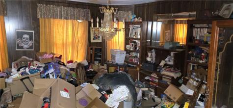 137 Wildon Avenue Steubenville OH 43952
