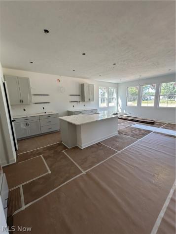 107 Riverfield Run Elyria OH 44035