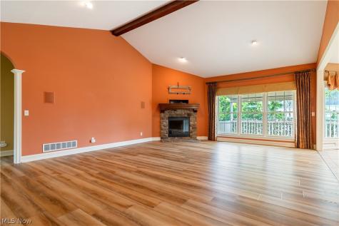 8500 Sandbridge Street NW Massillon OH 44646