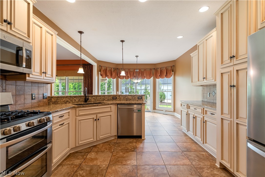 8500 Sandbridge Street NW Massillon OH 44646