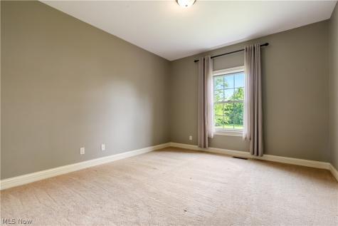 8500 Sandbridge Street NW Massillon OH 44646